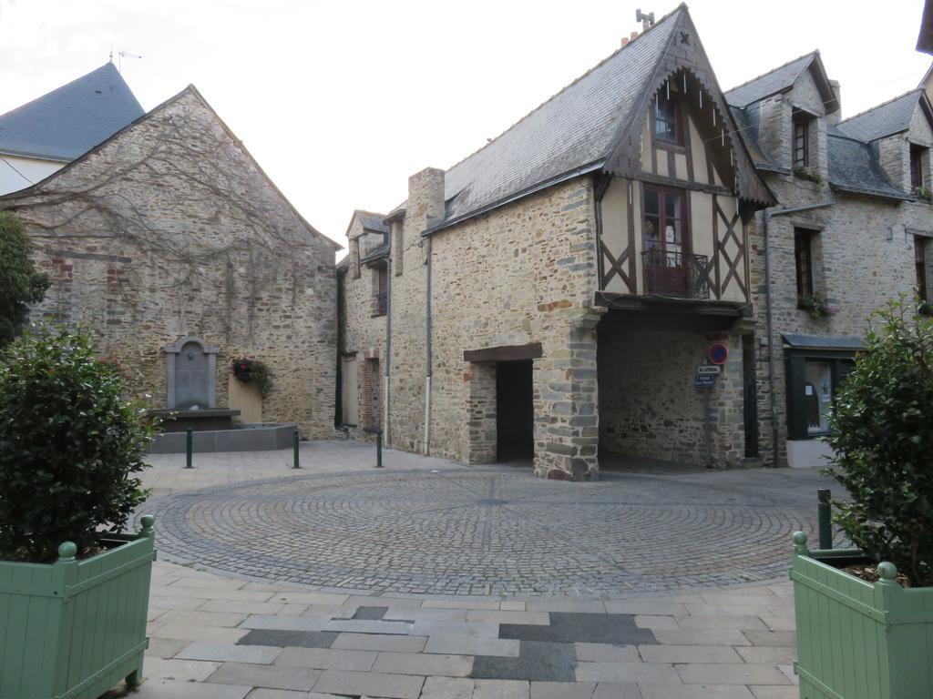 Appartement De Charme - Centre Ville Châteaubriant Exterior foto